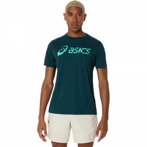 Camiseta Asics Match Seasonal Graphic Verde Saxon Camiseta Asics Match Seasonal Graphic Verde Saxon